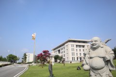 走进历史，感受名人魅力|品味名人雕塑的独特韵味